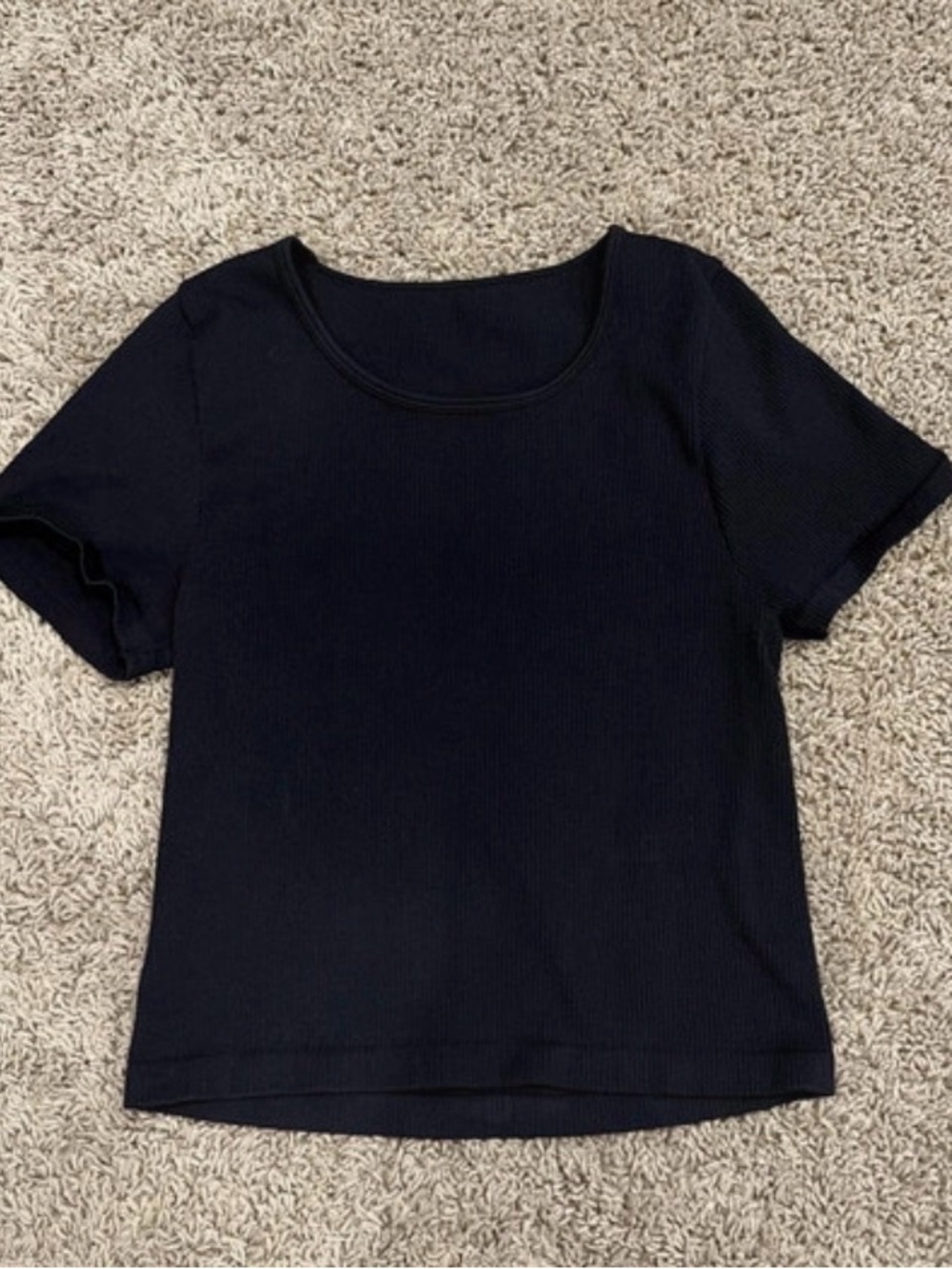Everyday Scoop Neck Short Sleeve Top in Black
